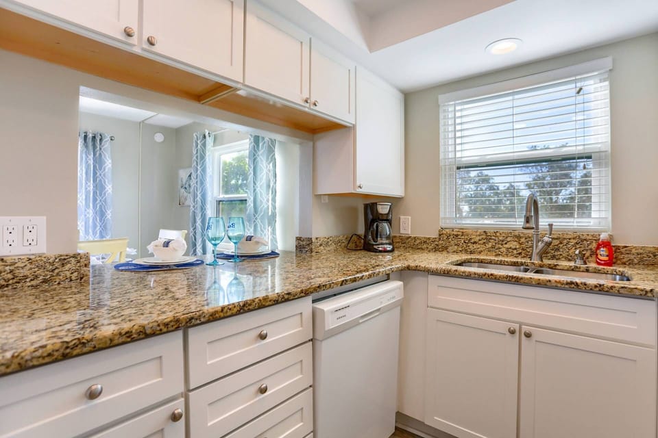 Fully Equipped Galley Style Kitchen