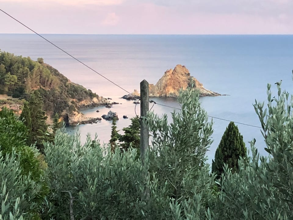 Gorgeous villa with private pool and private beach Villa in Tuscany
