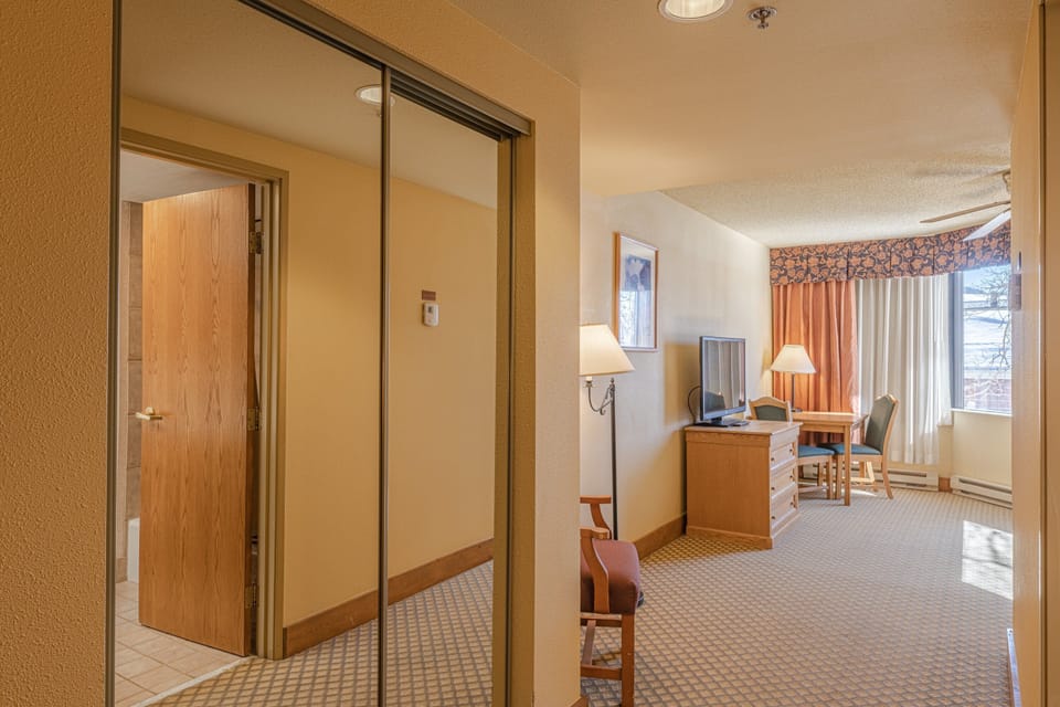 Flooring, Floor, Room, Indoors, Living Room