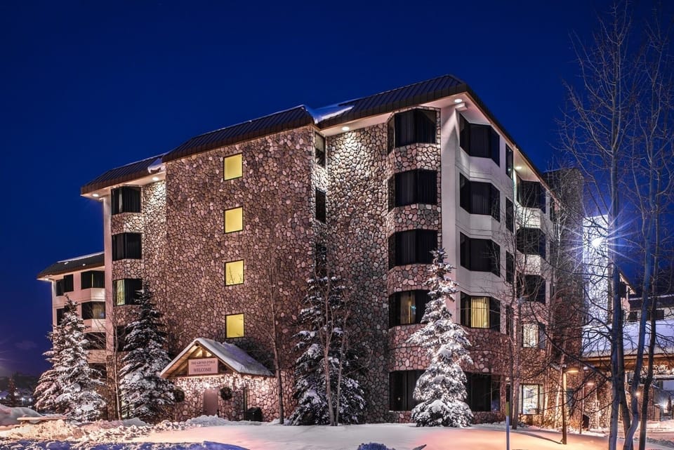 Tree, Building, Nature, Outdoors, Fir