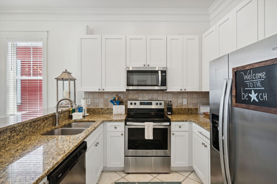Fully equipped kitchen