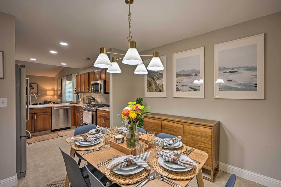 Dining Area | Dishware & Flatware