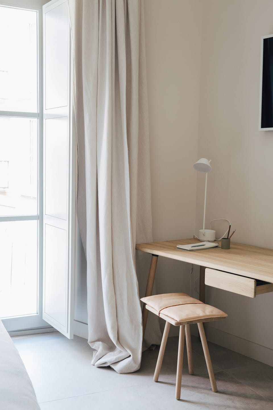 Deluxe Room | Premium bedding, down comforters, in-room safe, desk