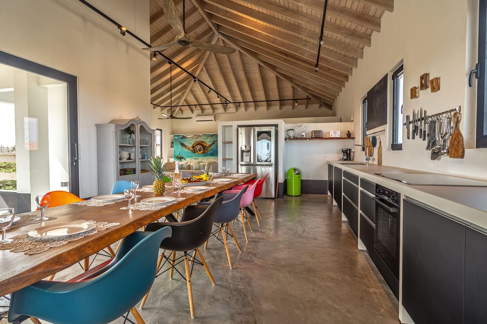 High ceilings in this villa create a dramatic and elevated atmosphere, making every room feel more expansive and refined.
