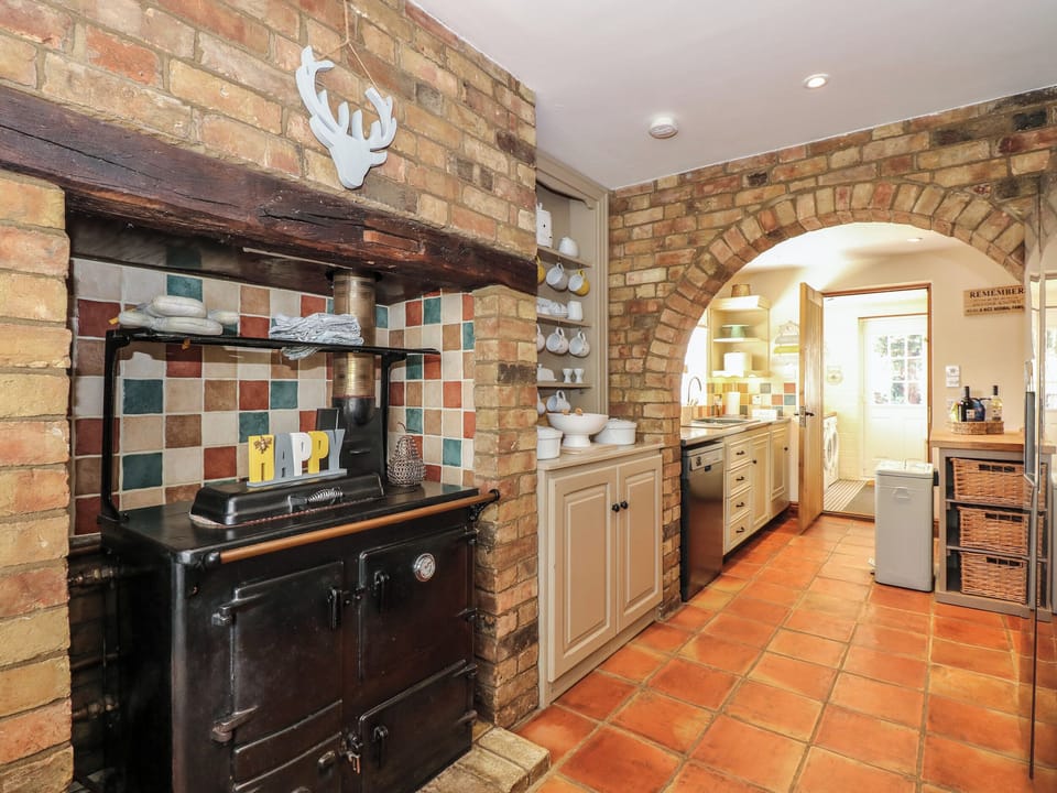 Fridge, microwave, dishwasher, electric kettle