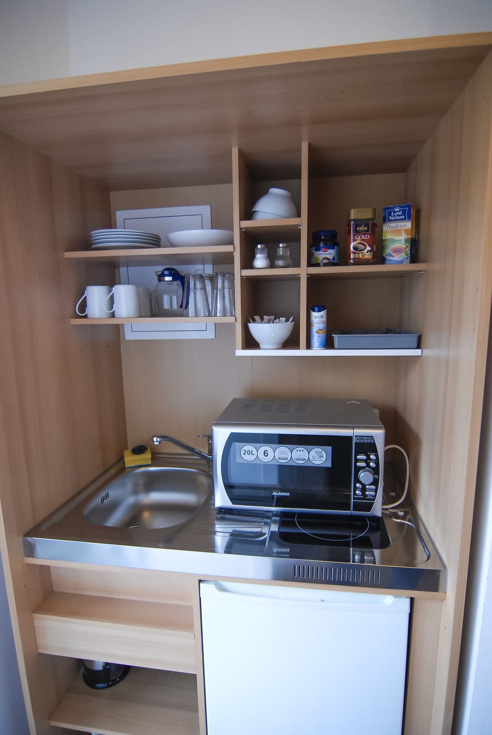Private kitchenette
