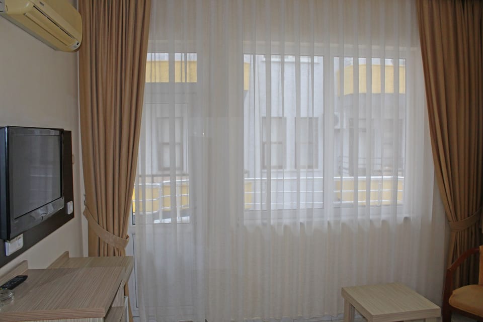 Minibar, desk, free rollaway beds, free WiFi
