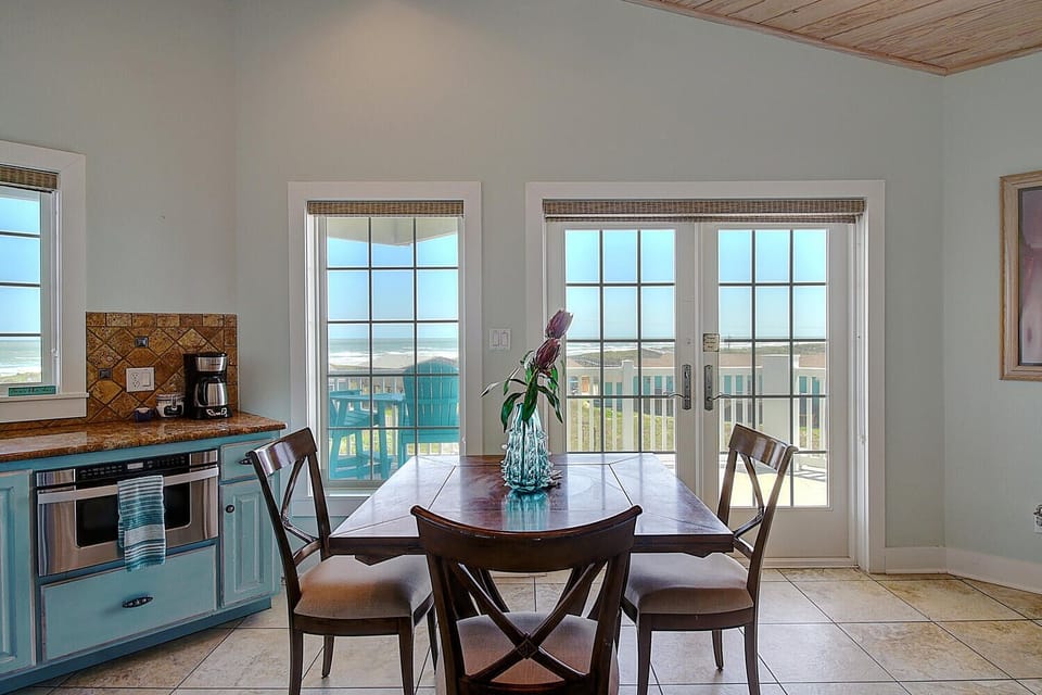 Top floor kitchenette 