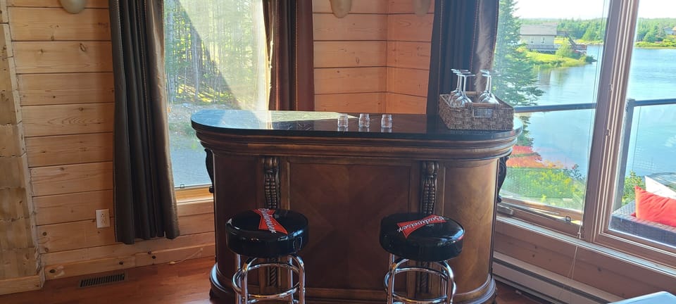 Cozy little bar area, perfect for taking in the view while having a cocktail.