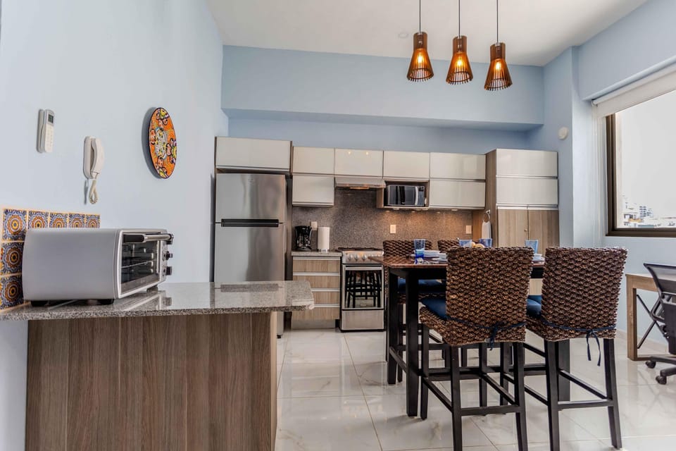 Condo - Image 9