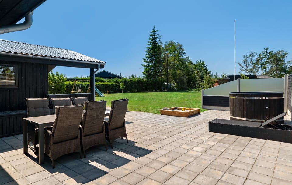 balcony-terrace