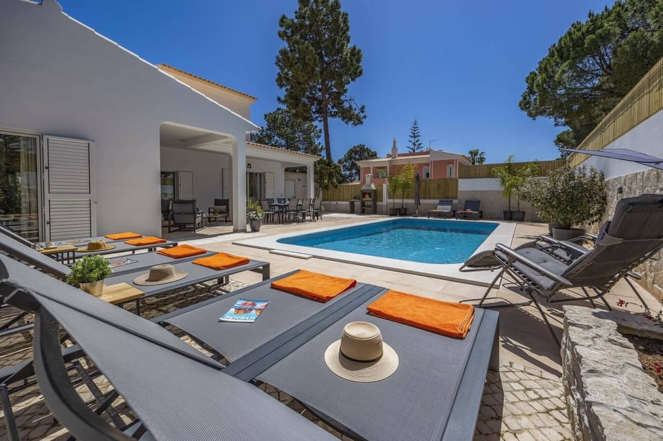 Villa Falesia Blue image