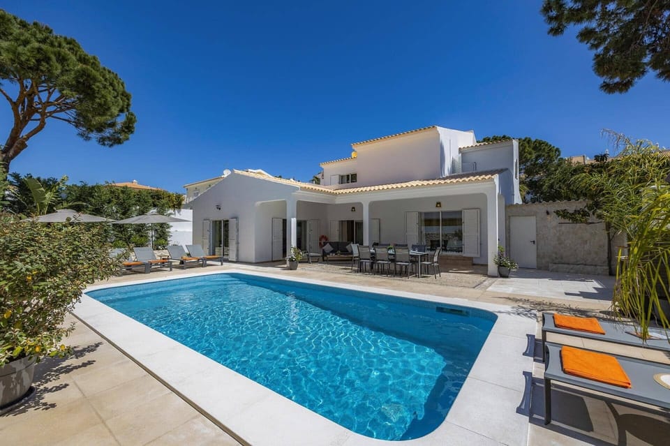 Villa Falesia Blue image
