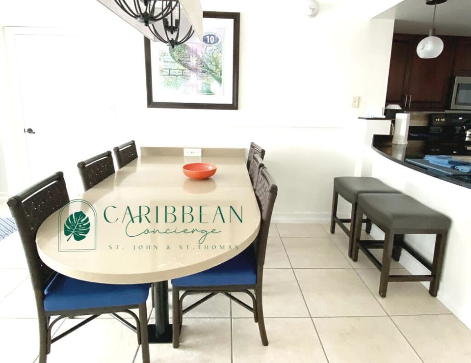 Dining area by kitchen