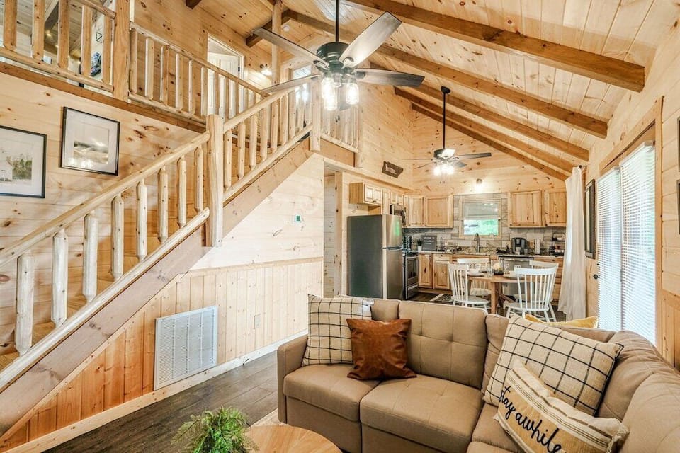 Vaulted ceilings with plenty of natural light