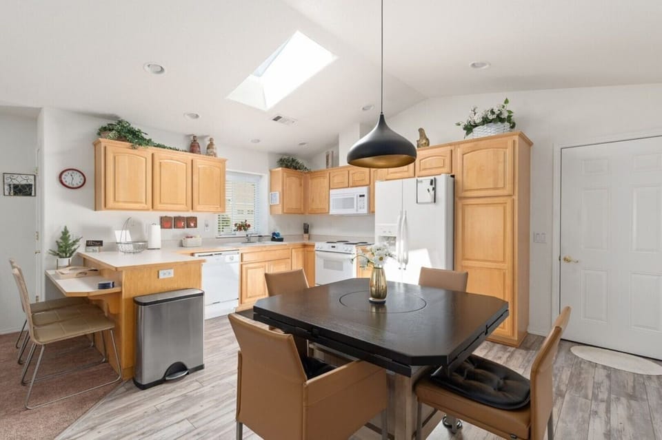 2048 Hubbard Lane Kitchen and Dining. Garage door to the right