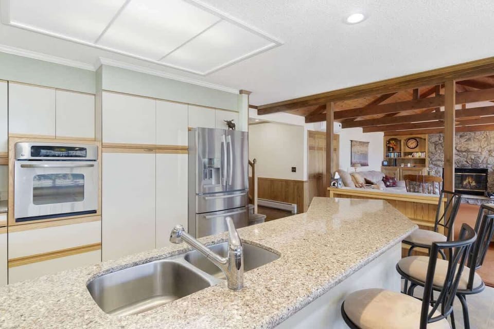 Kitchen island seating