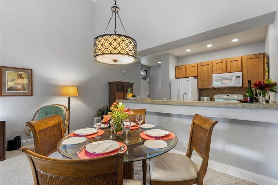 Dine indoors or al fresco on the lanai