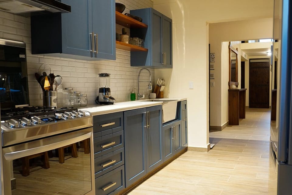 Fully equipped kitchen with Samsung appliances