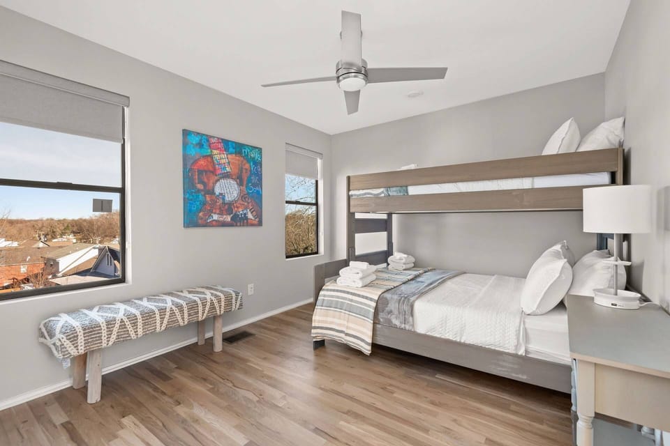 A bunk room for fun!