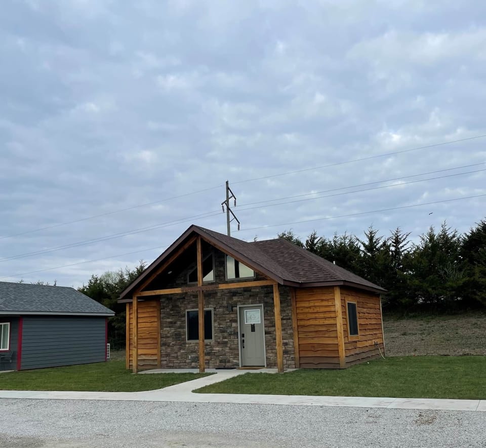 The Lodge (2)
