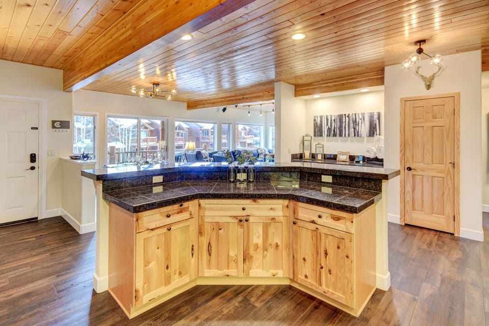 Open Kitchen