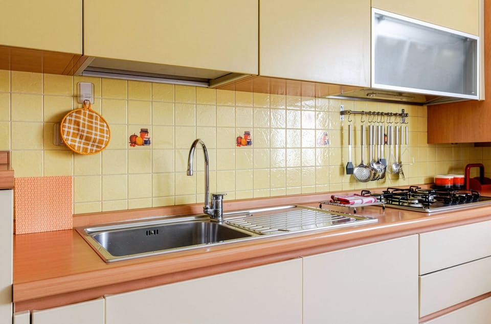 Apartment, 3 Bedrooms, Balcony, Garden View | Interior