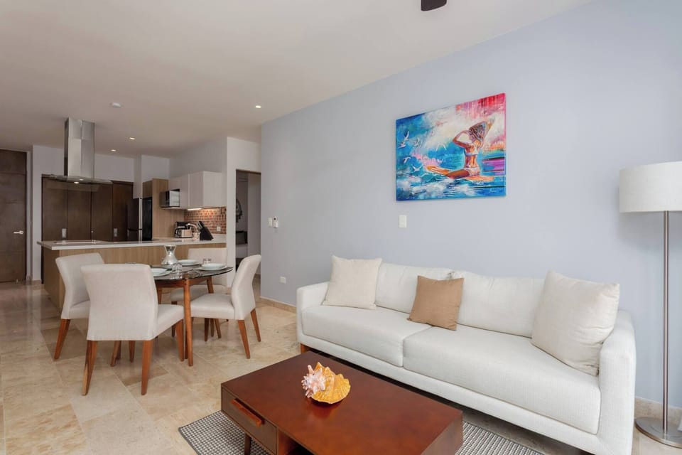 Condo, 2 Bedrooms, Balcony | Living area