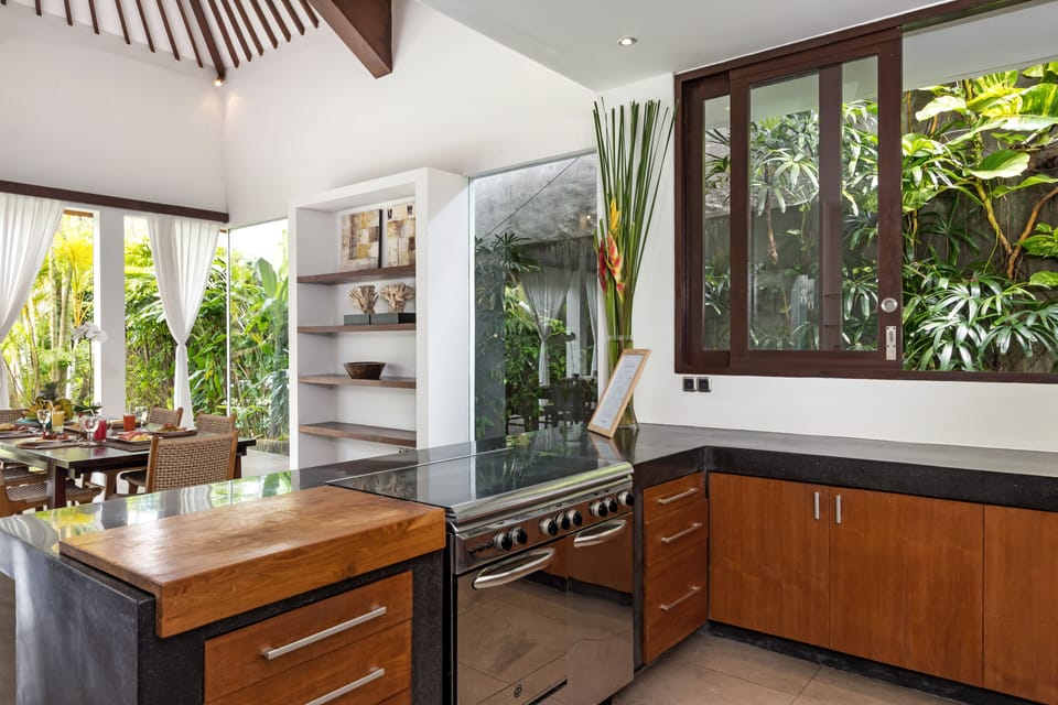 Exclusive Villa, 2 Bedrooms | Private kitchenette | Fridge, oven, stovetop, highchair