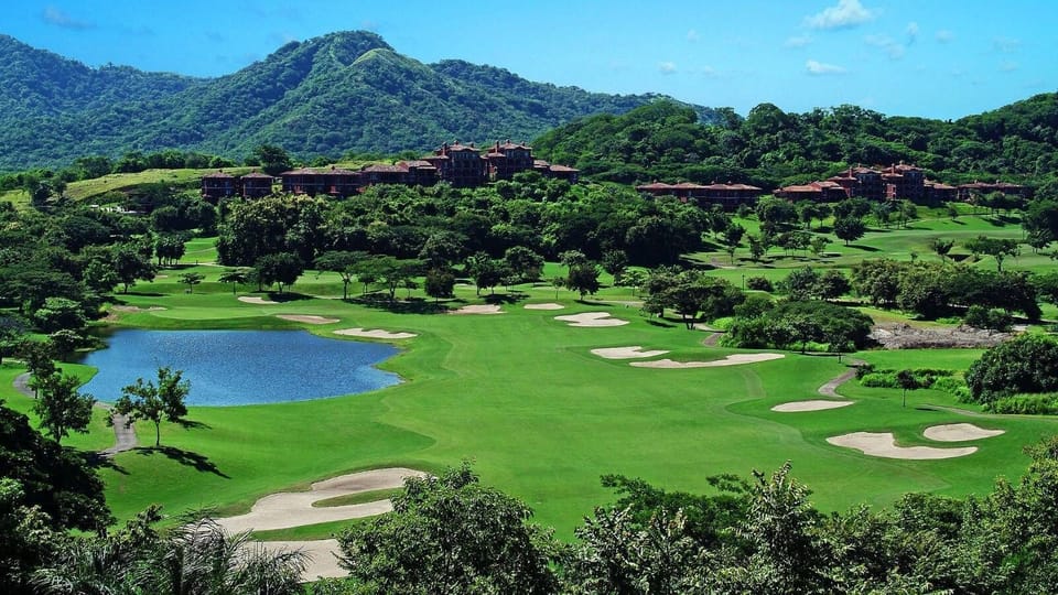 The 18-hole golf course —designed by the legendary Robert Trent Jones II—delivers relaxation and enjoyment for golfers of all levels.