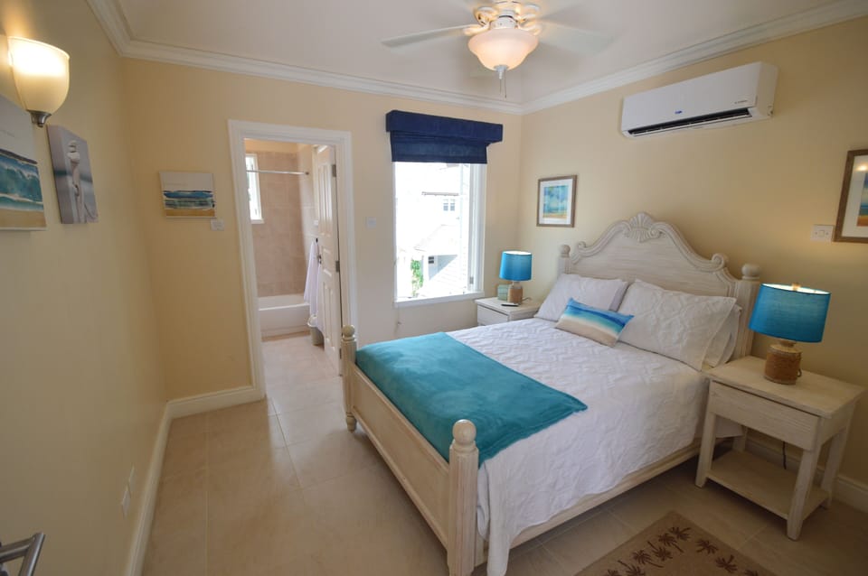 3rd bedroom (This or 2nd bedroom will be available as 2BR option) - double bed