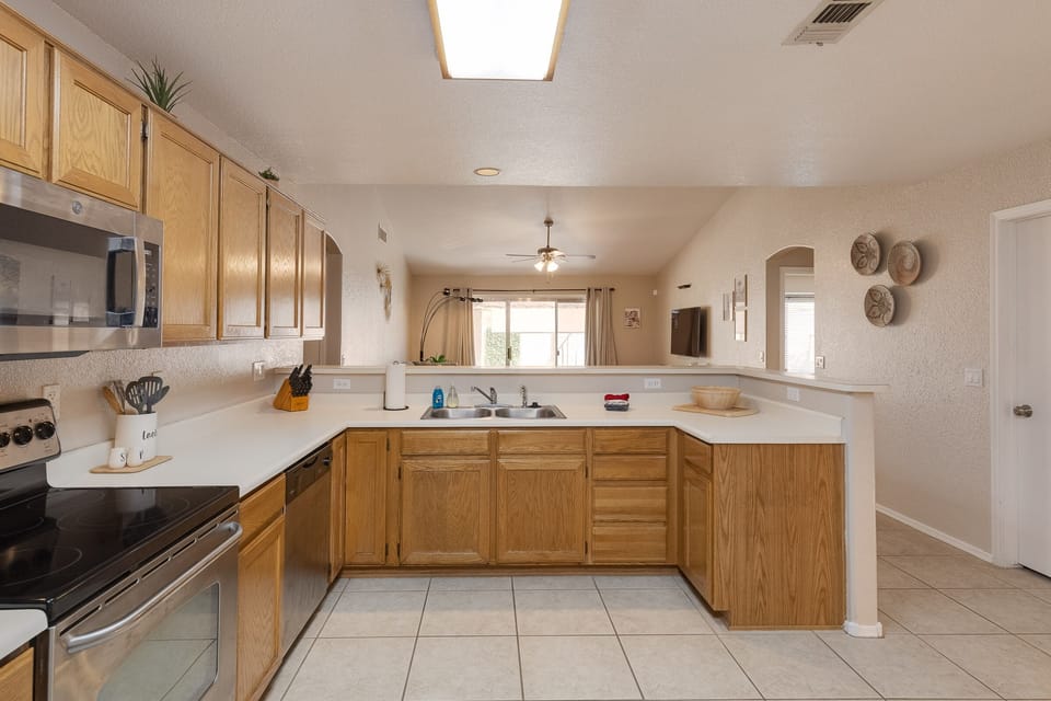 Open concept kitchen to family room - with breakfast bar seating too