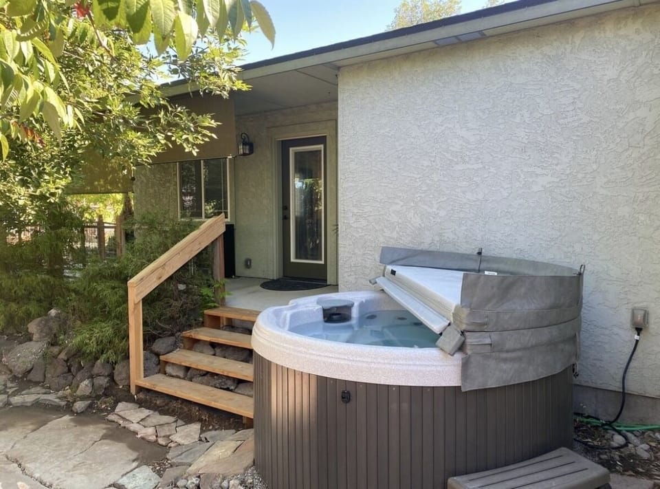 Hot tub!