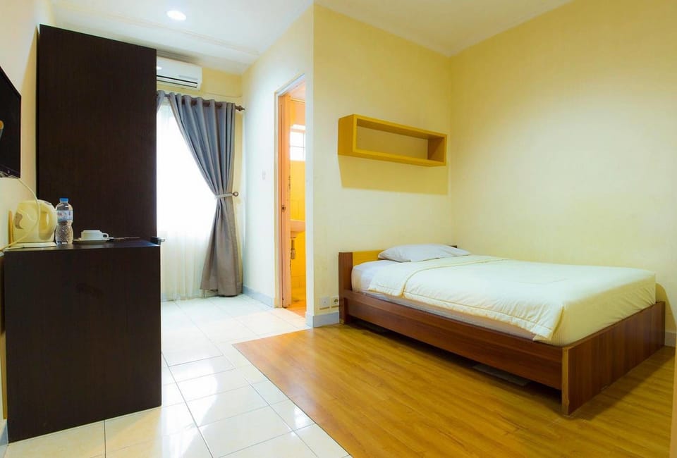 Standard Single Room | Desk, rollaway beds, free WiFi