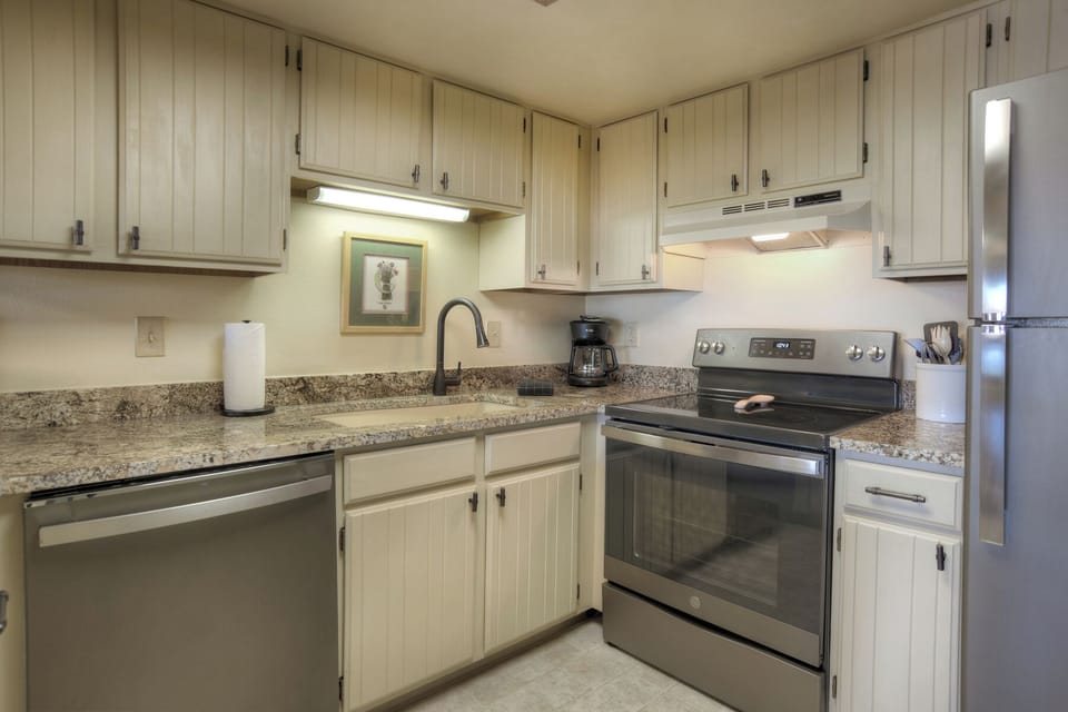 Fully Stocked Kitchen