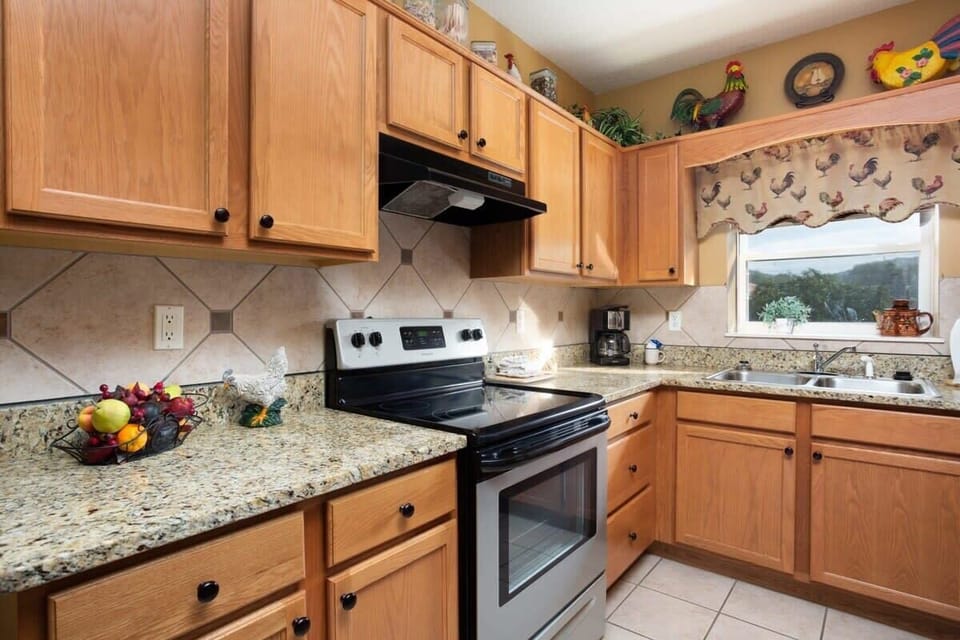 Kitchen Complete With Granite Countertops And Stainless Steel Appliances!