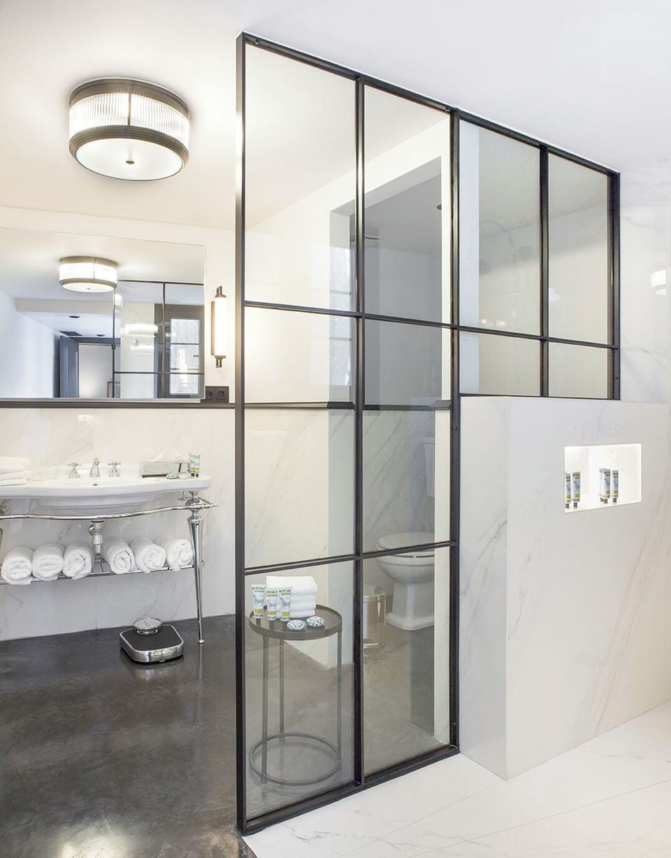 Superior Room | Bathroom | Free toiletries, hair dryer, bathrobes, towels