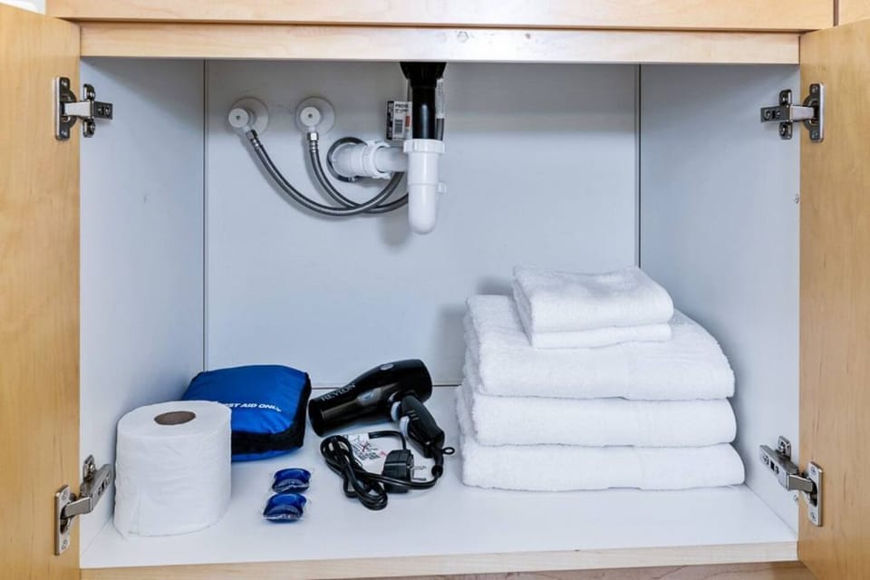 Bathroom amenities