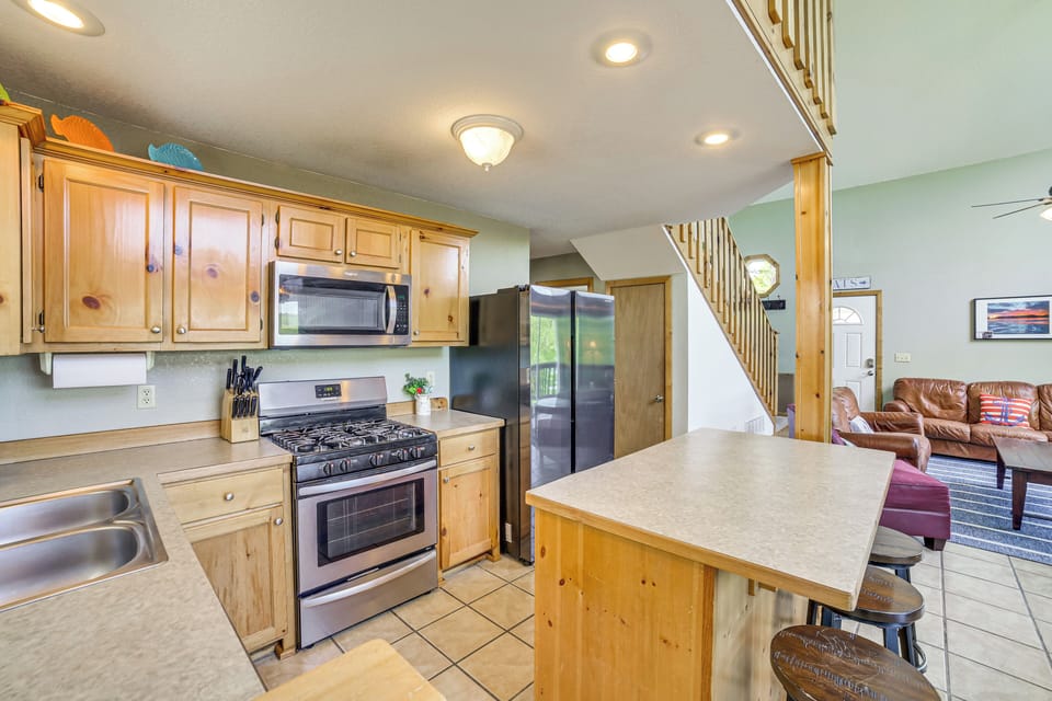 Kitchen | Drip Coffee Maker | Toaster | Cooking Basics | 1st Floor