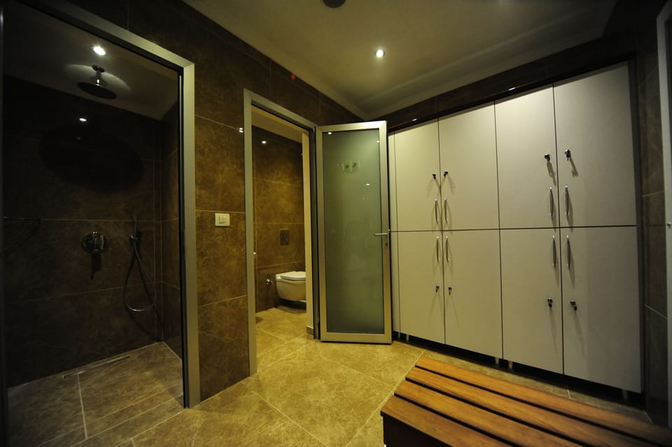 Couples treatment rooms