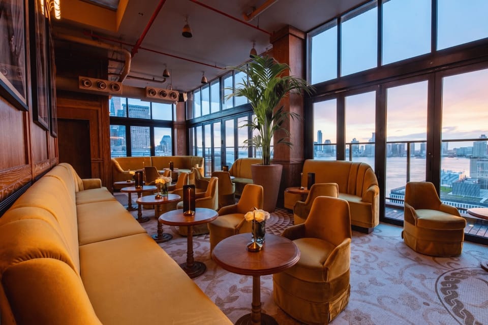 3 bars/lounges, rooftop bar, rooftop bar