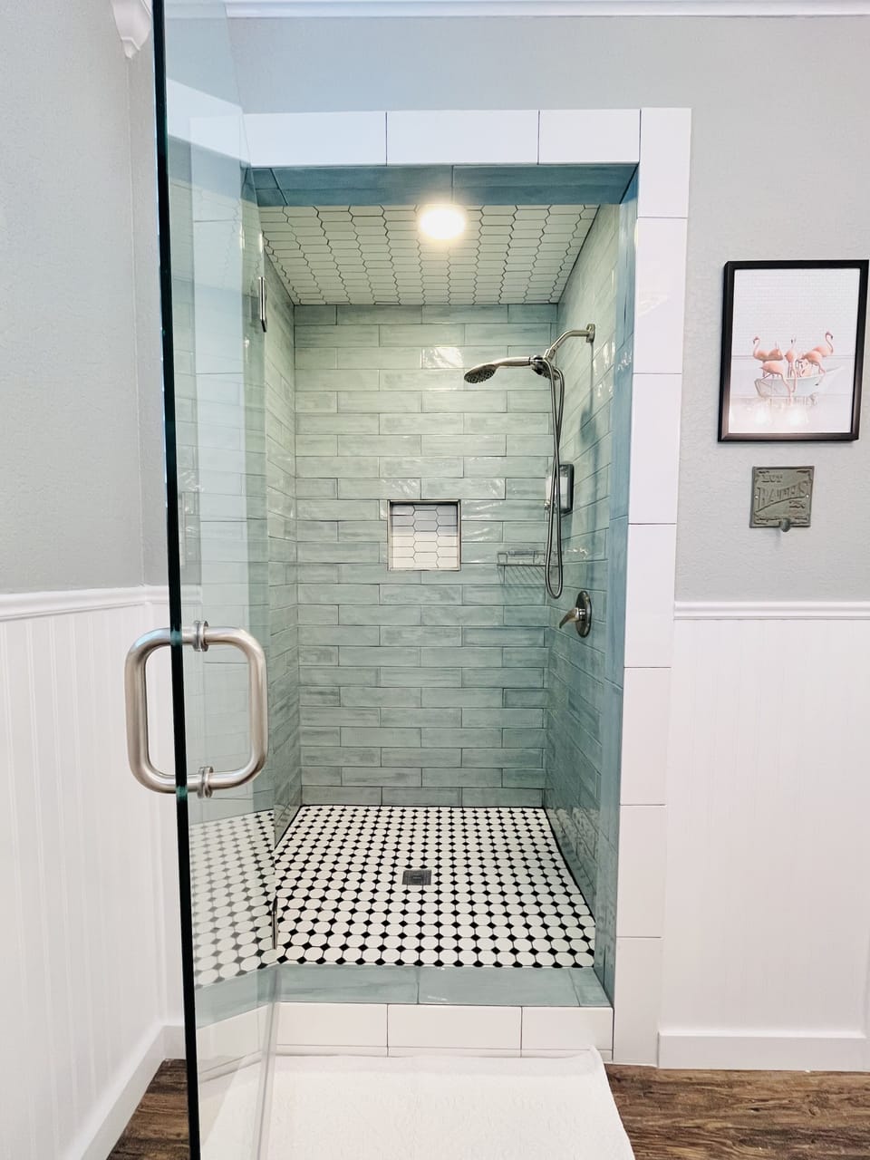 Master walk in shower