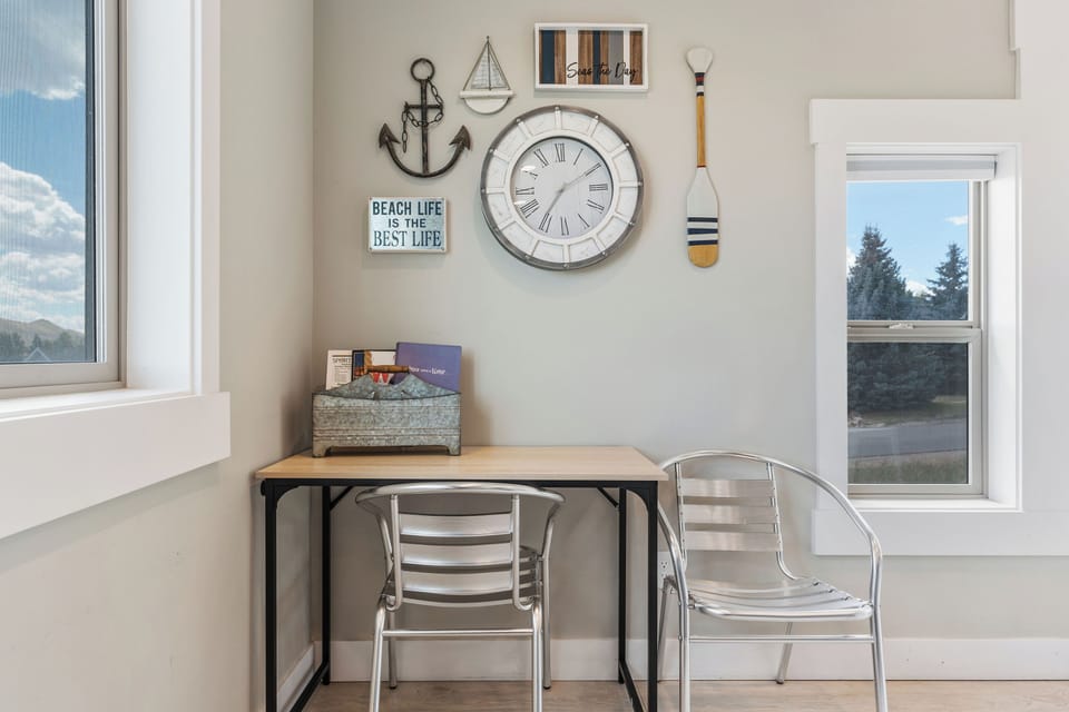 Work space off of kitchen