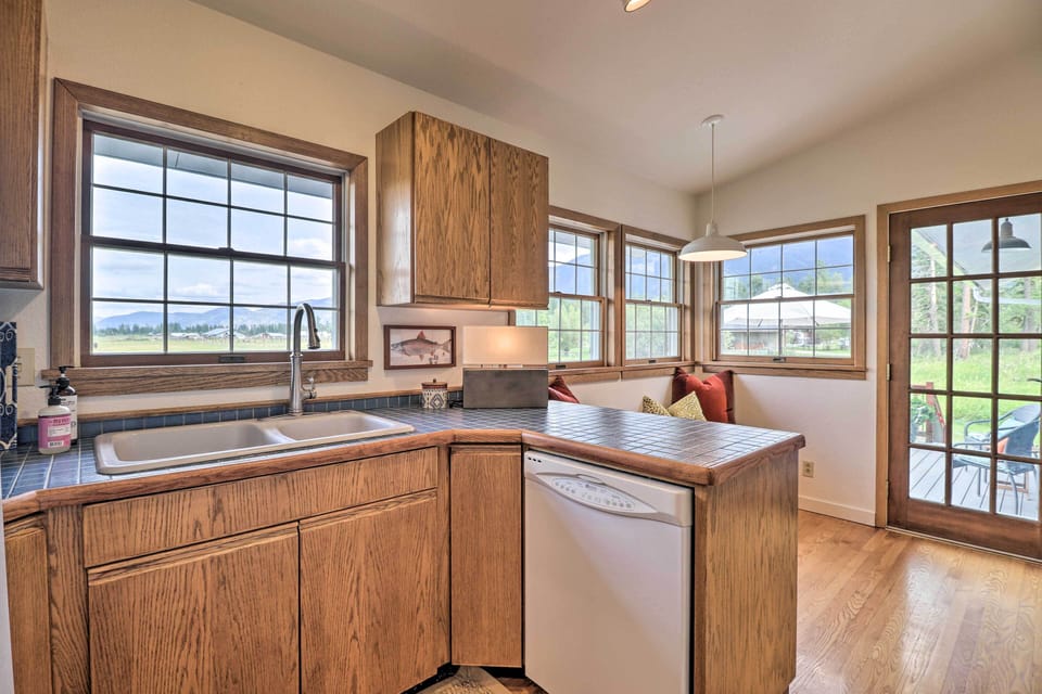 Fully Equipped Kitchen | Crock-Pot