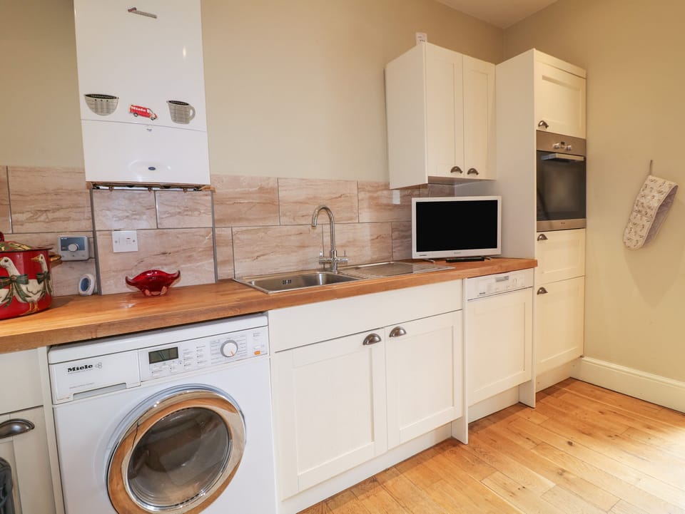 Cottage | Interior