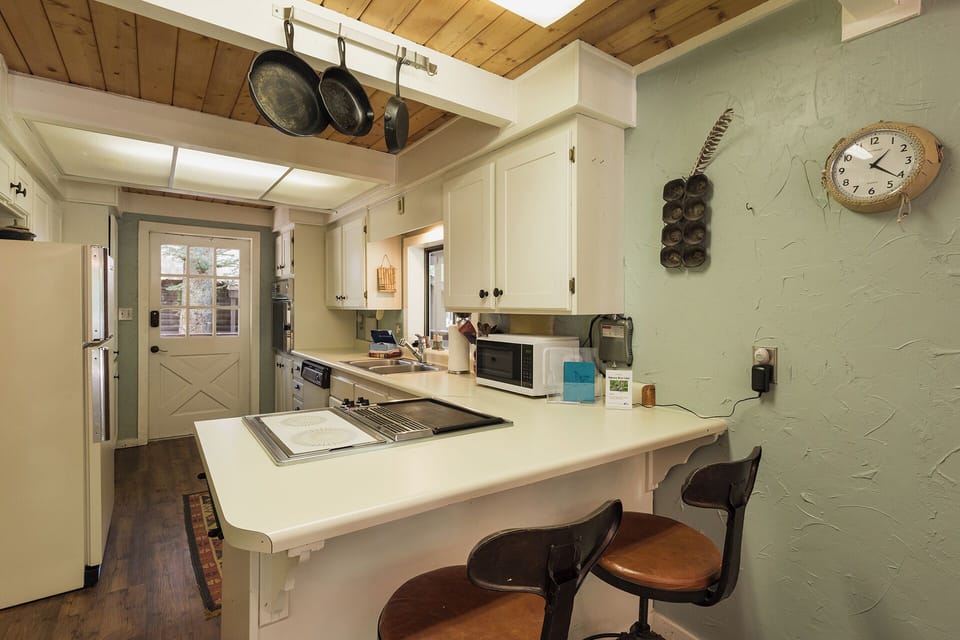Fully stocked kitchen