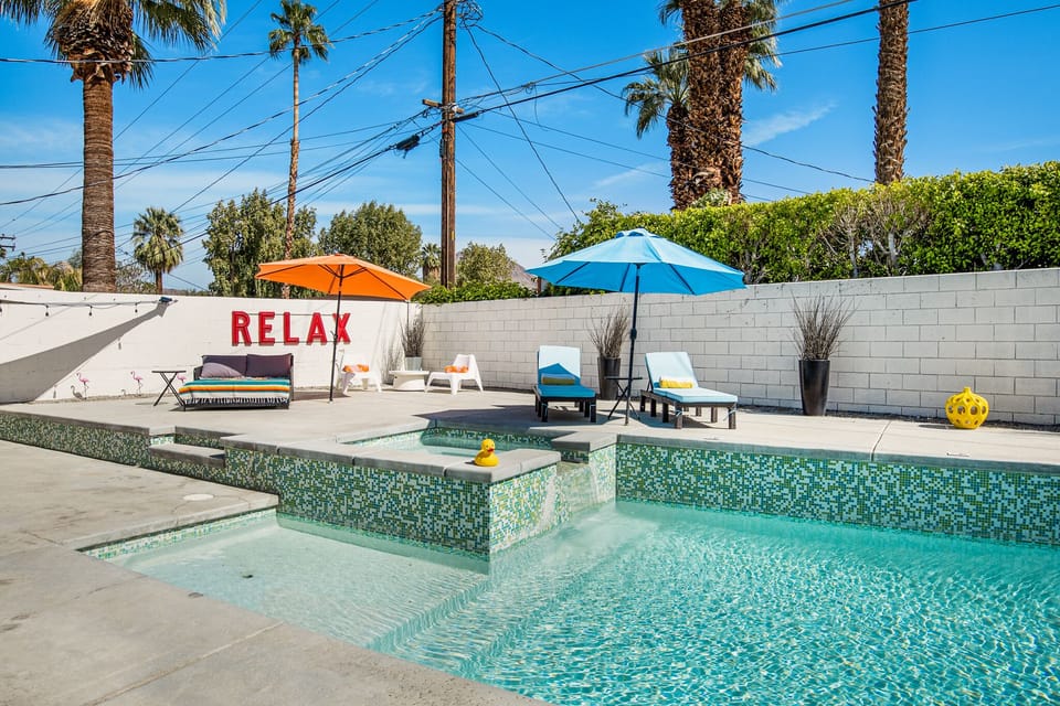 K0528 - Pool and Spa Area