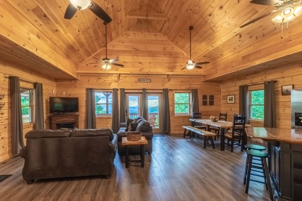 Main level open concept living/dining area and kitchen