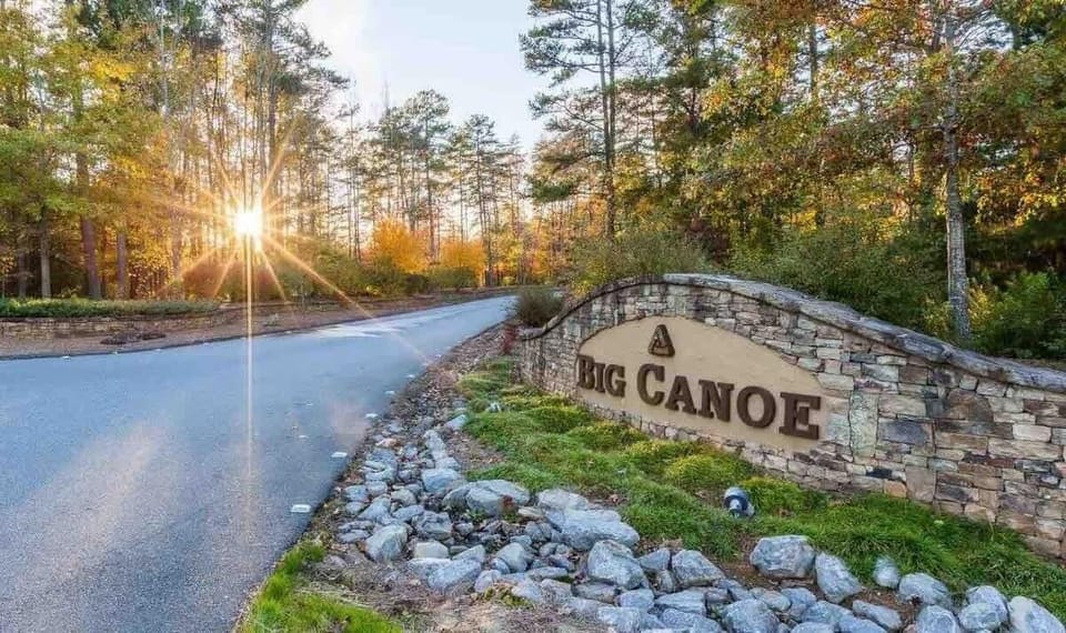 Big Canoe Main Gate