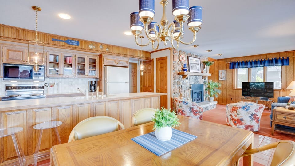 Open concept kitchen and dining